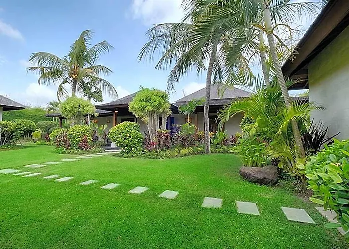 Ketewel By Sanga Sanga Hospitality Hotel 3*